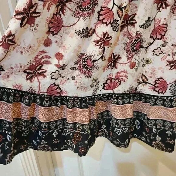 𝅺Maurice's Women's Black/White Floral Rayon Adj Strap SunDress EUC sz XS - Picture 8 of 11